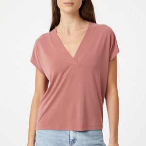 LUXE TOUCH TENCEL™ V-NECK SHIRT IN CANYON ROSE