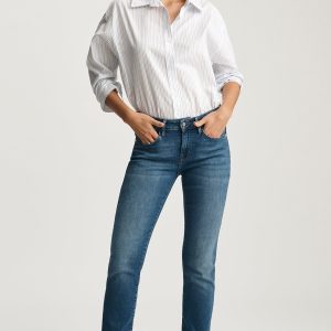 EMMA SLIM BOYFRIEND IN MID SUPERSOFT