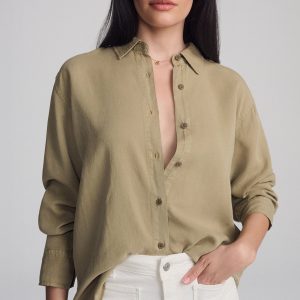 LONG SLEEVE BUTTON-UP SHIRT IN CHINCHILLA